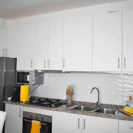 Modern - Luxury Rooftop 2 Bedroom 500 M From Beach Санта-Мария Экстерьер фото