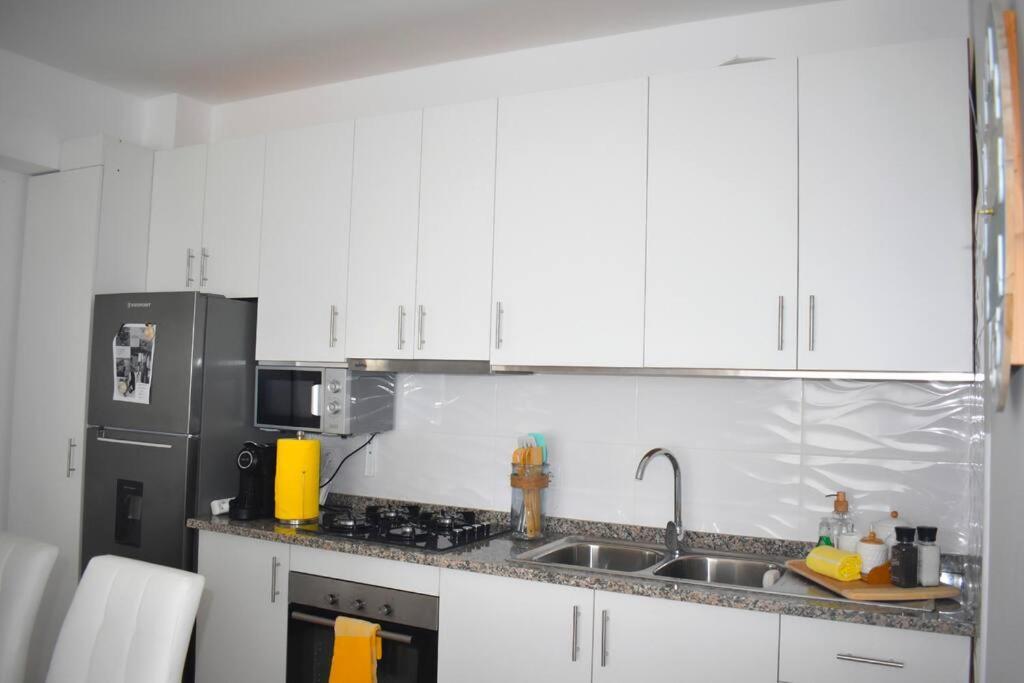 Modern - Luxury Rooftop 2 Bedroom 500 M From Beach Санта-Мария Экстерьер фото